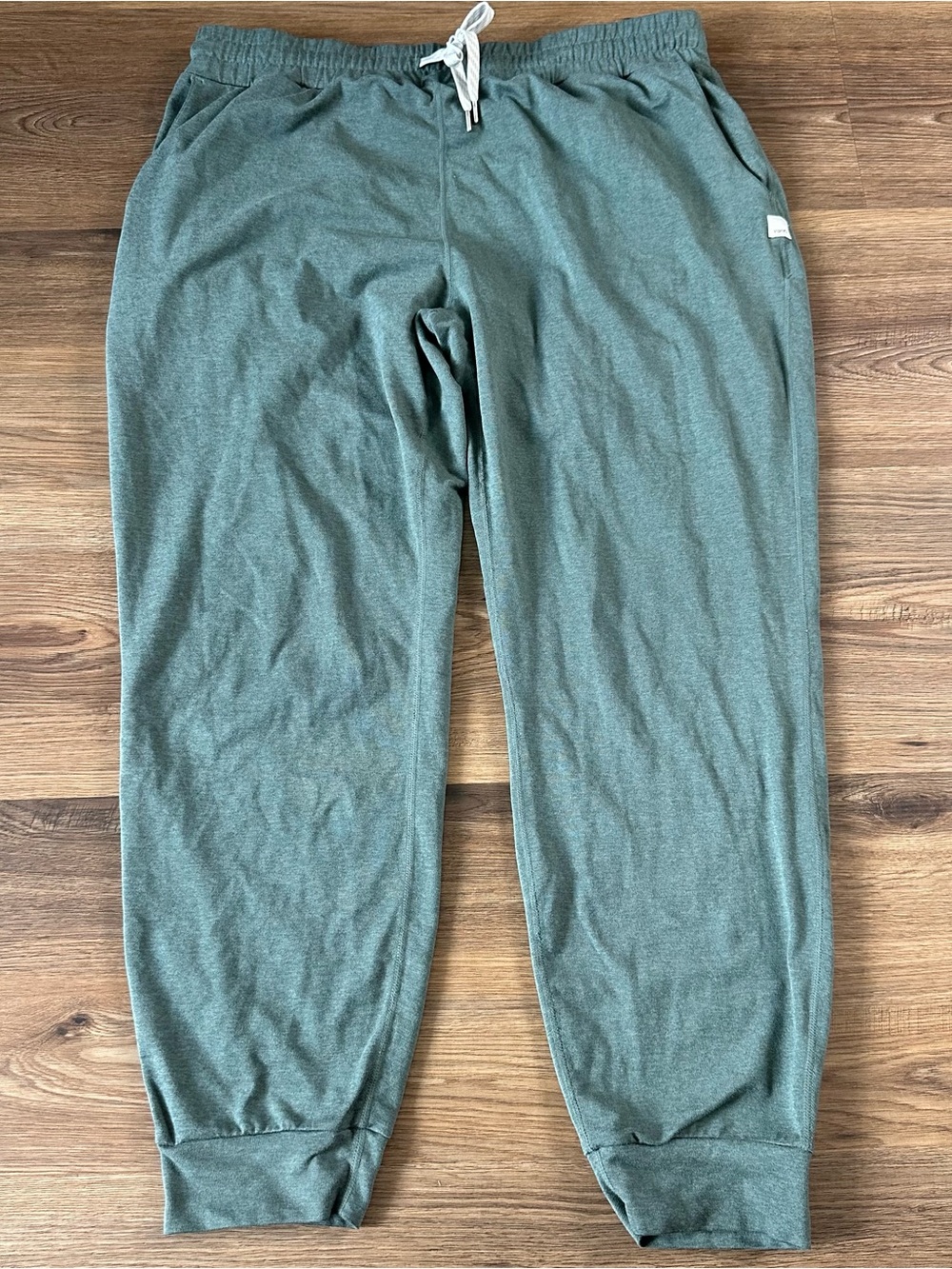 Vuori Performance Jogger Women XL Green DreamKnit Athleisure Pants Travel VW303